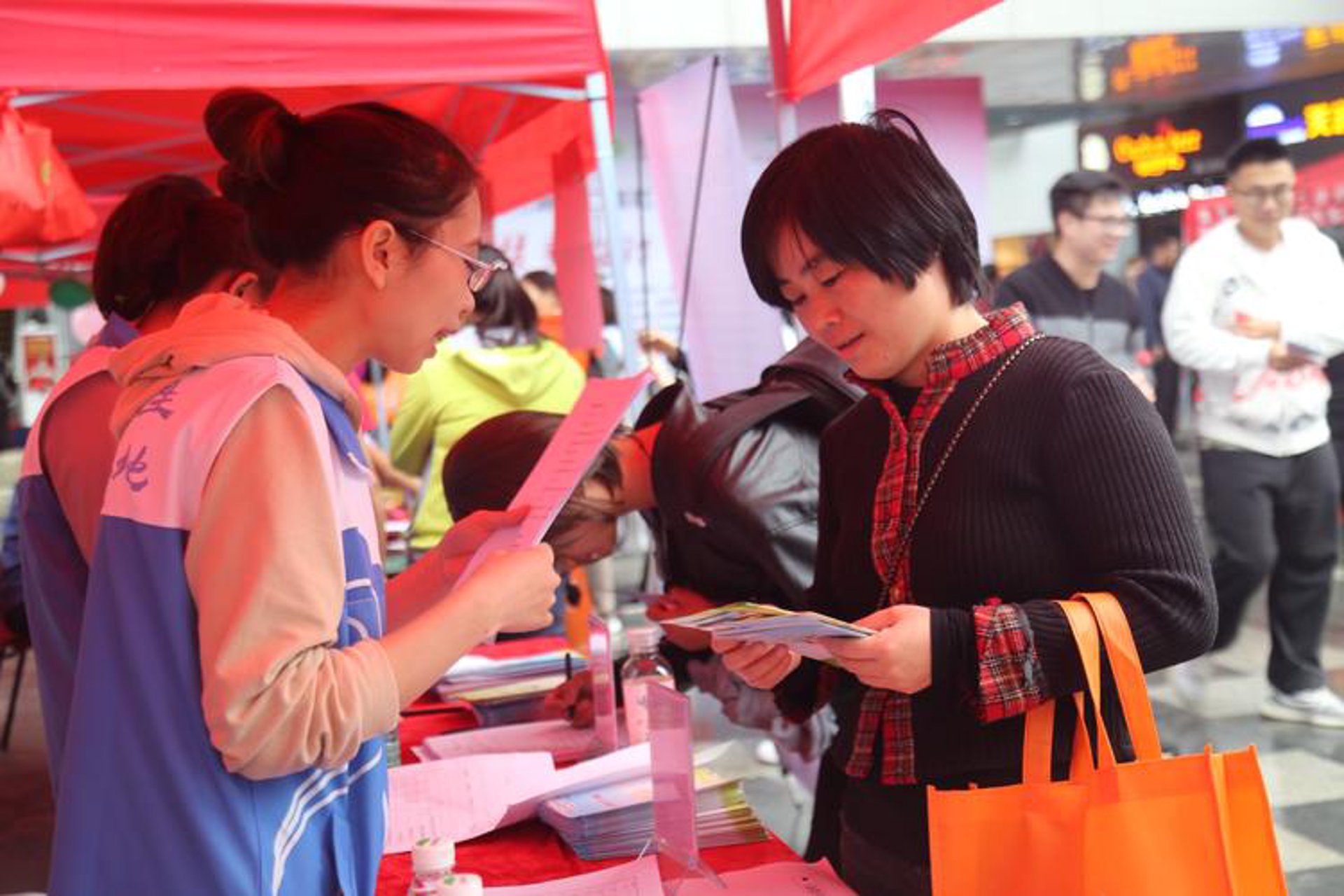 保定眼科医院的最新动态：专业与温情并行